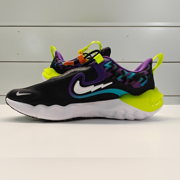 4Y Nike Run Flow Teal Nebula Volt Black DZ4490-001 Easy on/off Running Sneakers - Picture 4 of 11